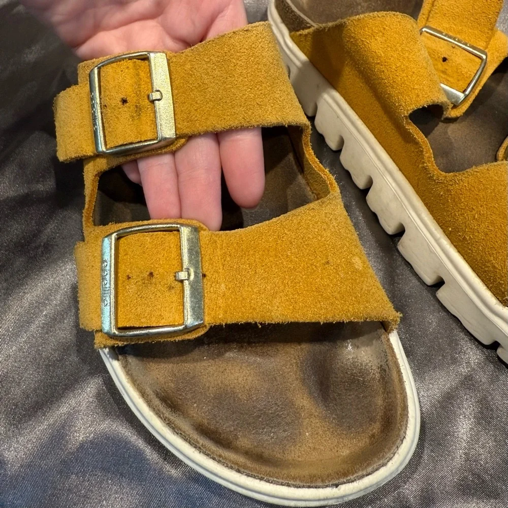 Birkenstock Papillio size 38 Suede Arizona Platform Sandals Gold Buckles w/ box - Picture 5 of 12